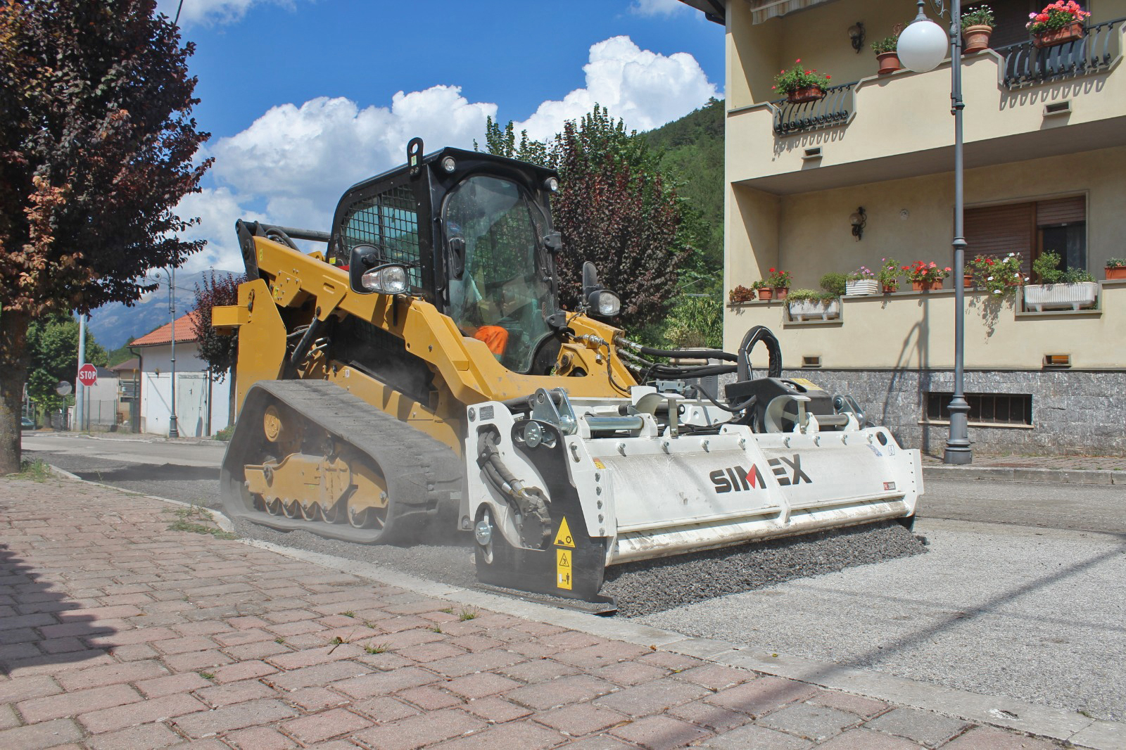 Efficient road maintenance with Simex