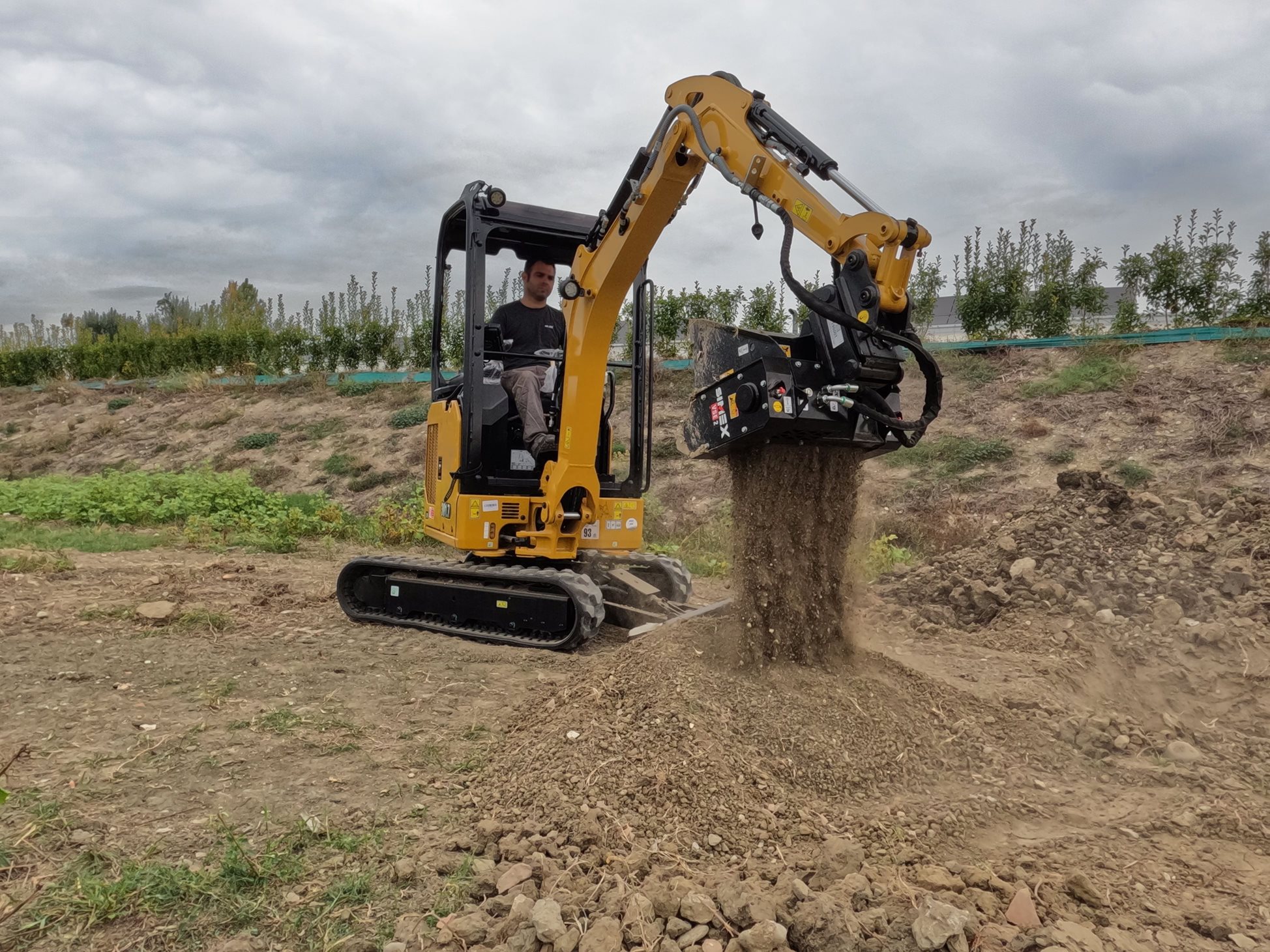 New VSE 5 an VSE 2 screening buckets for mini- and midi-excavators